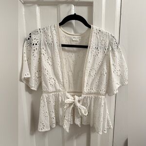Beautiful XS white blouse from Lovers+Friends!